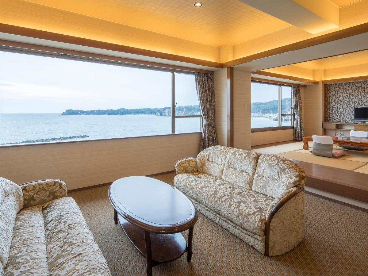 Mikazuki Sea-Park Hotel Katsuura Katsuura  Extérieur photo